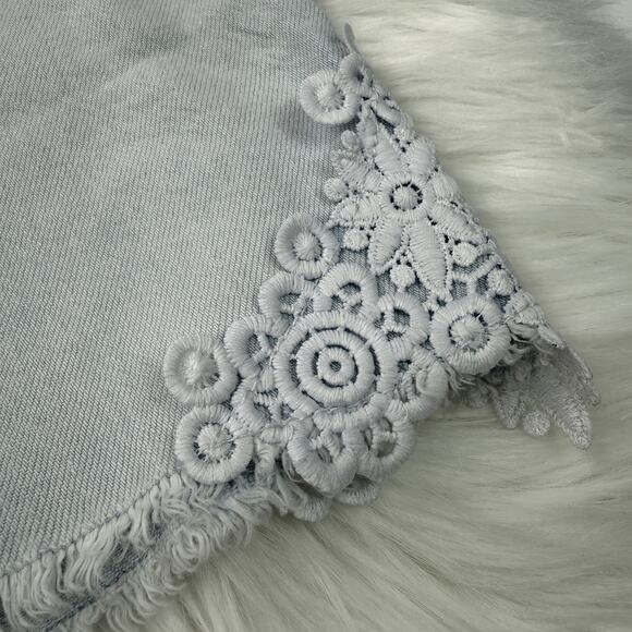 Cat & Jack Shorts Girls Large 10/12 Light Wash Denim Lace Trim Frayed Hem Summer - Picture 3 of 9